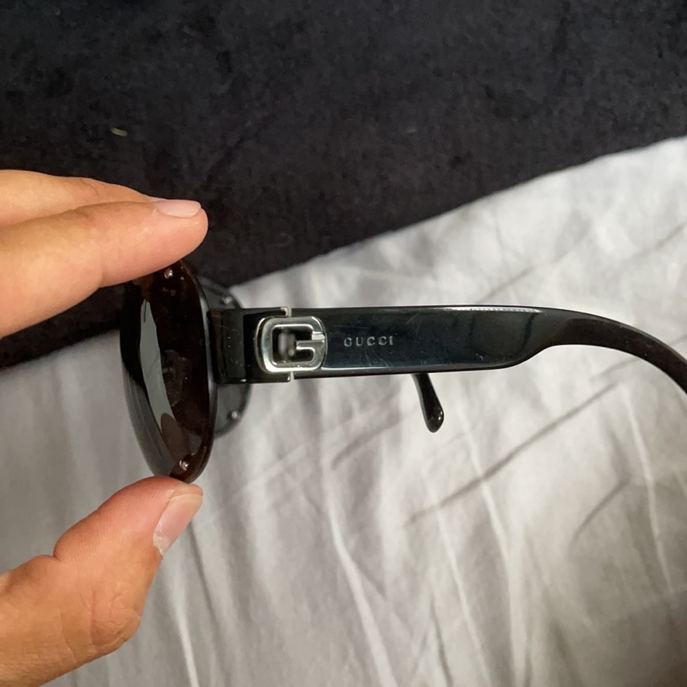Gucci sunglasses - Picture 2 of 2